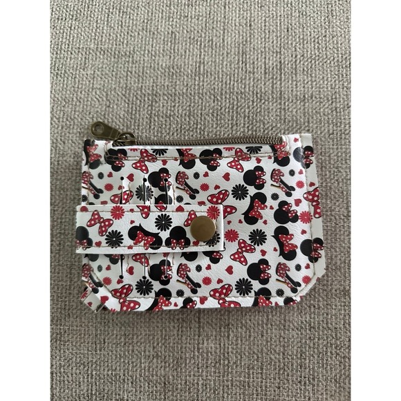 Accessories - Minnie Mouse White Black Red card holder with zipper 6" x 4"